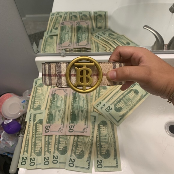 Burberry Belt - Picture 11 of 12